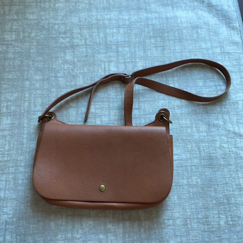 Lucky camel messenger bag
